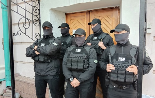 Итоги 26.05: Штурм музея и скандал в полицииСюжет