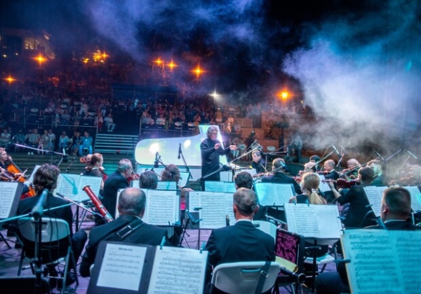 Строим планы на лето: на Потемкинской лестнице пройдет грандиозный open air 