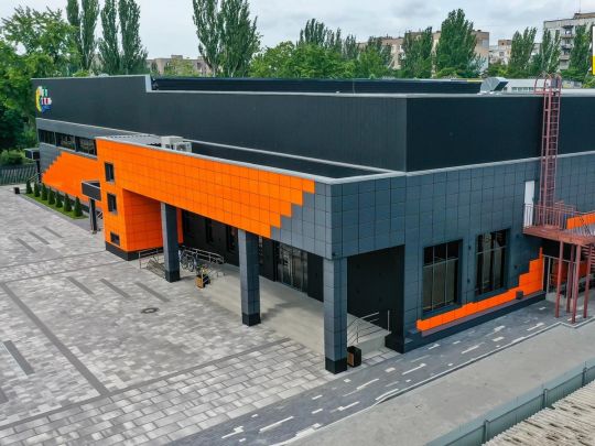 За стандартами FINA: як виглядає унікальний водний комплекс, зведений у Мелітополі за програмою Зеленського