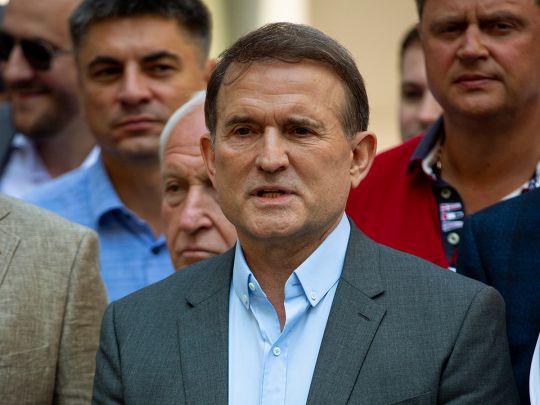 Зумів залишитися у п'ятірці провідних політиків: журналіст про рейтинг Медведчука