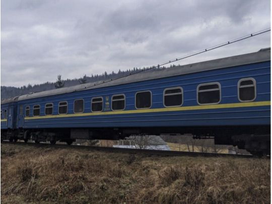 В Україні відкрили продаж квитків на «зимові» потяги: куди можна буде дістатися швидше