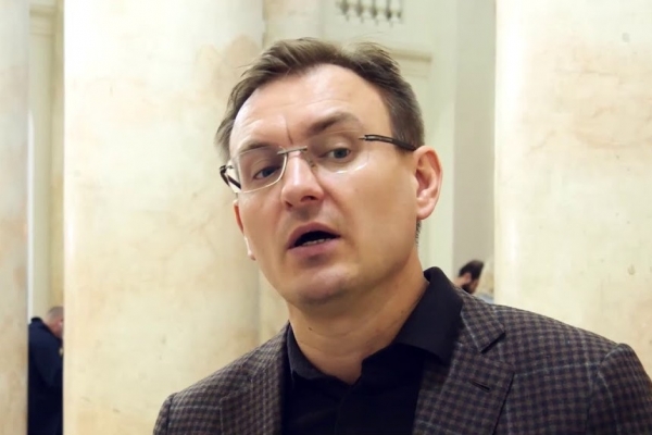 Одесскому депутату стало интересно, где Украина берёт деньги на стройки Зеленского