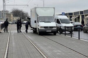 По обновленному Новощепному ряду пустили трамвай, которого ждали два года