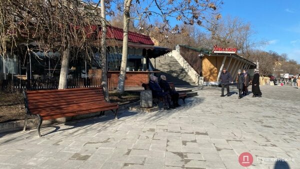 В левом крыле Аркадии закончили «бизнесменский» ремонт пешеходной зоны: как она выглядит. Фотофакт В левом крыле Аркадии закончили «бизнесменский» ремонт пешеходной зоны: как она выглядит. Фотофакт