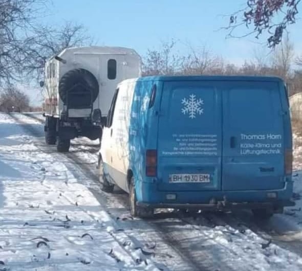 На севере Одесской области поскользнулся микроавтобус