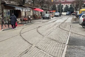 По обновленному Новощепному ряду пустили трамвай, которого ждали два года