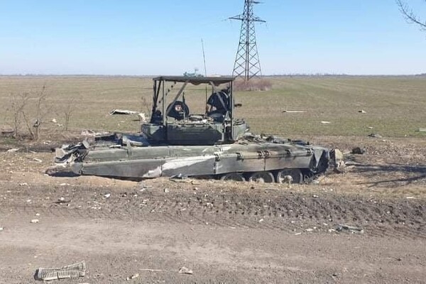 Одесские бойцы угнали у российских оккупантов танк
