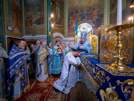 Скандальний екс-нардеп подався у священики
