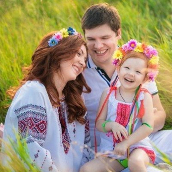 З днем вишиванки-2022: красиві вітання та листівки