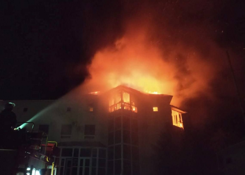 Ворог обстріляв ракетами Дніпропетровську, Харківську та Миколаївську області: відомо про одного загиблого та шістьох постраждалих (відео)