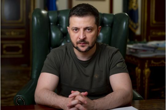«Піски, Авдіївка — там просто пекло. Цього не описати словами»: Зеленський про ситуацію на фронті