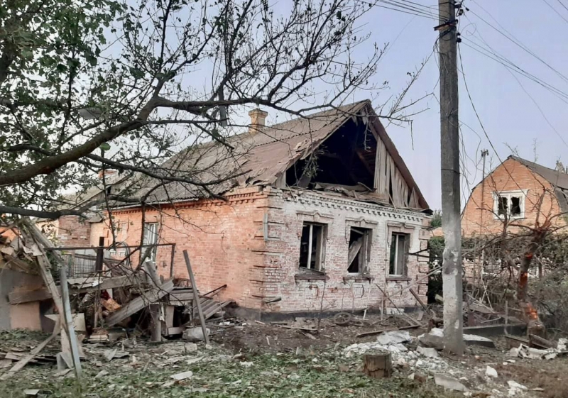 Рашисти всю ніч обстрілювали Дніпропетровську область: виникла сильна пожежа