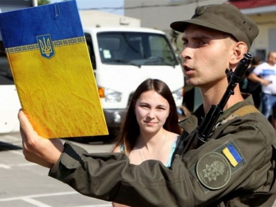 Рада скасувала призов на строкову військову службу під час війни: що відомо