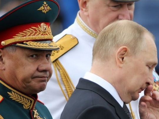 Спишуть все на хворобу: путінського міністра оборони Шойгу збираються звільнити?