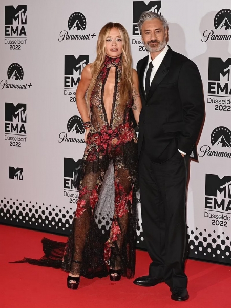 Європейська премія MTV: Тейлор Свіфт та Ріта Ора вразили шанувальників відвертими вбраннями