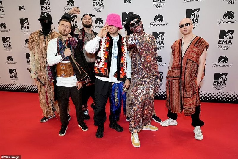 Європейська премія MTV: Тейлор Свіфт та Ріта Ора вразили шанувальників відвертими вбраннями