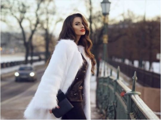 Як&nbsp;жінці після 40 виглядати молодшою за&nbsp;допомогою зимового одягу