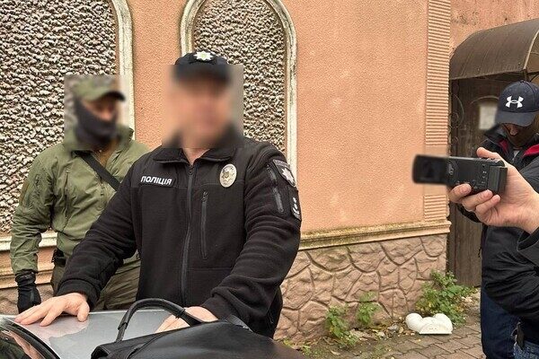 В Одесской области будут судить полицейского, который взял взятку у отца виновника ДТП В Одесской области будут судить полицейского, который взял взятку у отца виновника ДТП