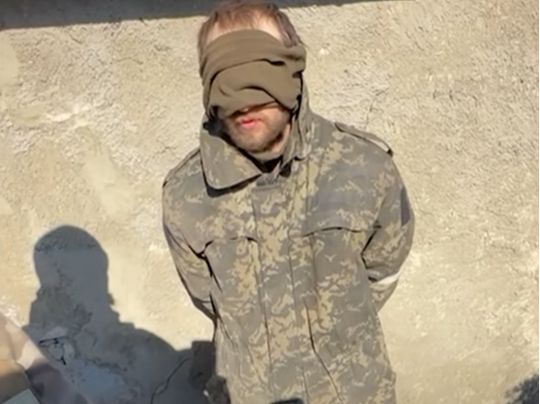 «Щоб бути схожим на українських солдатів»: під Бахмутом спіймали «вагнерівця» у формі ЗСУ