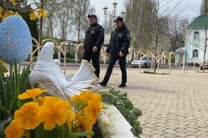 На Пасху за порядком в Одесской области будут следить более двух тысяч полицейских На Пасху за порядком в Одесской области будут следить более двух тысяч полицейских