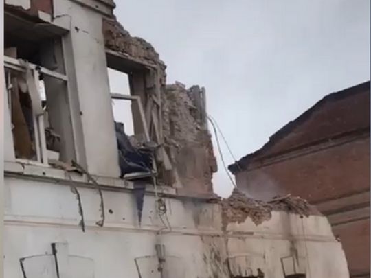 Рашисти ракетою знищили музей у Куп'янську, під завалами люди (фото, відео)