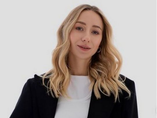 «Скрутило просто на вулиці»: дружина Віктора Павліка поскаржилася на погане самопочуття після скандалу з перепусткою