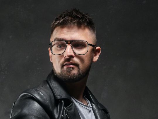 «Є ще „придурки“, які за рік війни не зрозуміли, що вони фінансують окупантів, слухаючи російські пісні», — шоумен JULIK