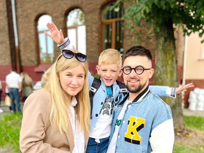 «Є ще „придурки“, які за рік війни не зрозуміли, що вони фінансують окупантів, слухаючи російські пісні», — шоумен JULIK