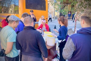 После обстрела: как приводят в порядок улицу Софиевскую 