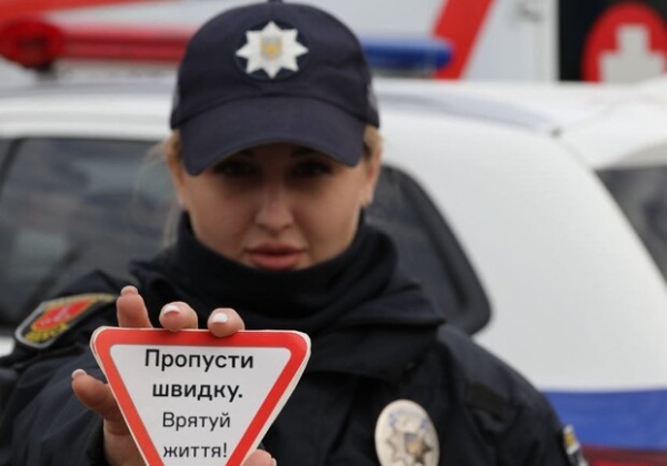 В Одессе проверили, как водители пропускают спецтранспорт
