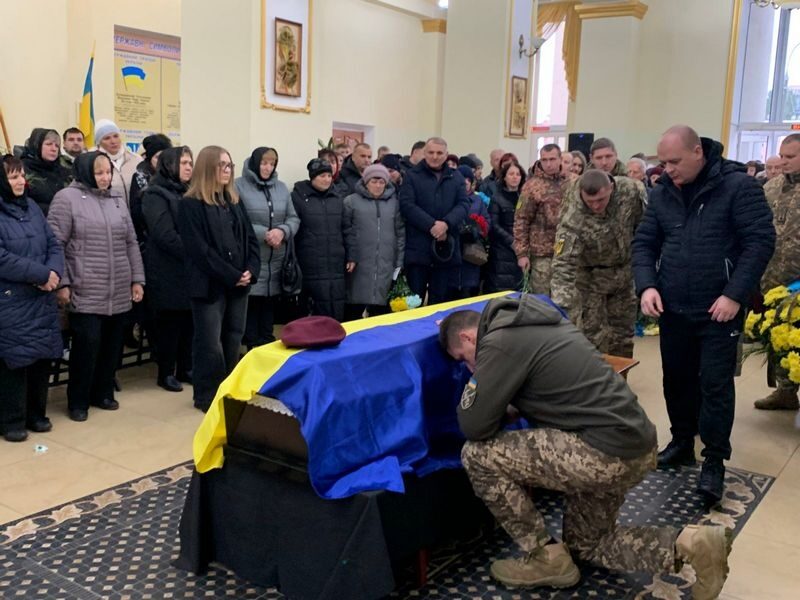 &laquo;Був ідеальним сином, чоловіком, батьком&raquo;: за&nbsp;Україну загинув офіцер зі&nbsp;Славути
