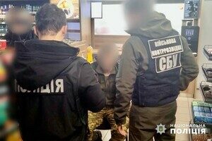 15 тысяч гривен или ротация на фронт: в Одессе заместитель командира военной части попался на взятке 15 тысяч гривен или ротация на фронт: в Одессе заместитель командира военной части попался на взятке