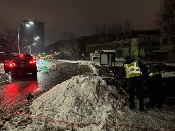 Чоловік і&nbsp;дружина загинули на&nbsp;місці: в&nbsp;Києві п&rsquo;яний водій вбив у&nbsp;ДТП подружню пару