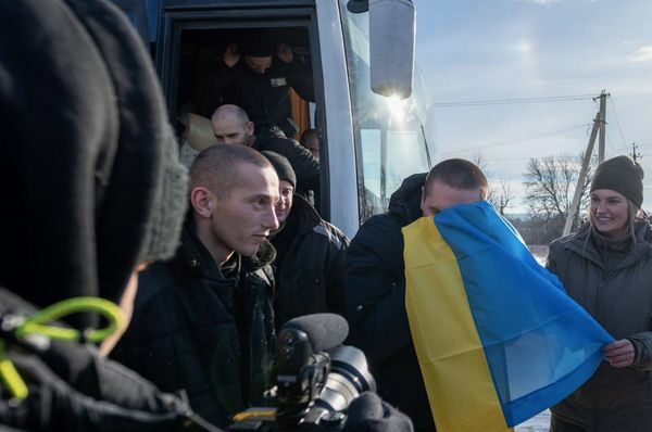 Наші&nbsp;&mdash; вдома: Україна повернула з&nbsp;полону 207 захисників