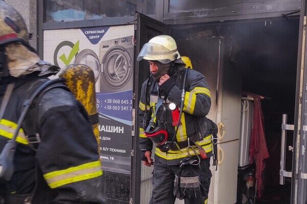 В Киевском районе Одессы вспыхнул пожар в торговом павильоне: подробности В Киевском районе Одессы вспыхнул пожар в торговом павильоне: подробности