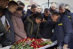 В Одесской области простились со спасателями, погибшими во время повторного ракетного удара 15 марта 