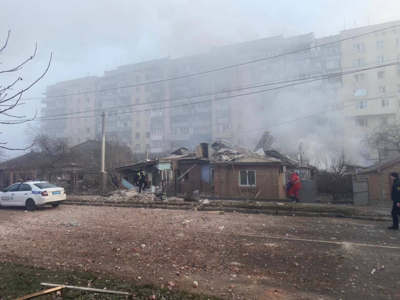 «У російських ракет немає затримок, як у пакетів допомоги нашій державі»: Зеленський відреагував на ракетний удар оккупантів