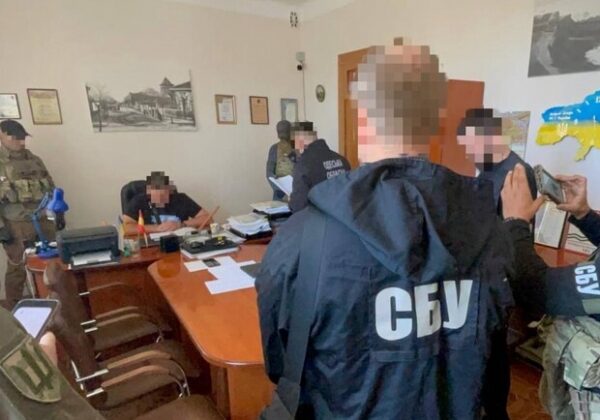 В Одесской области задержали вице-мэра одного из городов: его подозревают в завладении землей у лимана В Одесской области задержали вице-мэра одного из городов: его подозревают в завладении землей у лимана