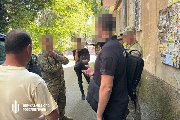 В Одесском ТЦК "откорректировали" данные про 138 военнообязанных: заработали миллион долларов В Одесском ТЦК "откорректировали" данные про 138 военнообязанных: заработали миллион долларов