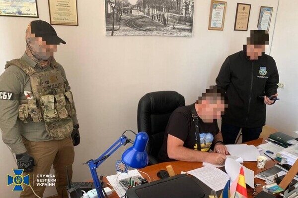 В Одесской области задержали вице-мэра одного из городов: его подозревают в завладении землей у лимана В Одесской области задержали вице-мэра одного из городов: его подозревают в завладении землей у лимана