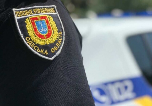 "Это же не минус 100 человек, только 30": в Одессе полицейскую из-за скандального ролика отстранили от работы