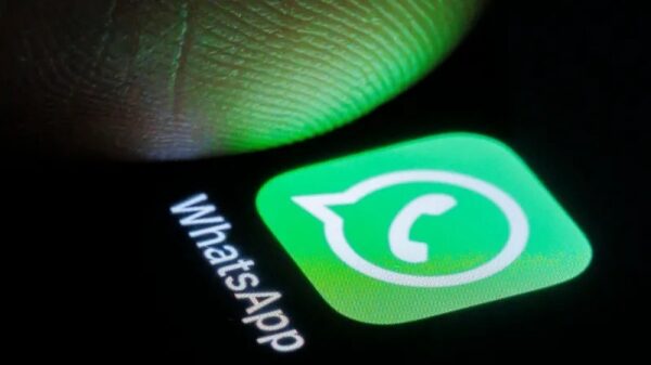 Десятки миллионов людей тайно пользуются WhatsApp, несмотря на запреты Десятки миллионов людей тайно пользуются WhatsApp, несмотря на запреты