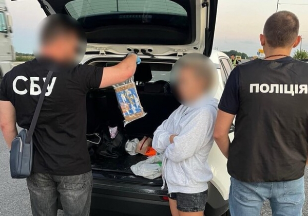 Одесситы завозили кокаин под видом стирального порошка