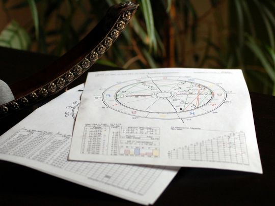 Несподівані пропозиції та цікаві знайомства: удача супроводжуватиме п'ять знаків зодіаку у вихідні 31 серпня — 1 вересня