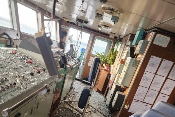 Удар по гражданскому судну: РФ повредила сухогруз в одном из портов Одесской области Удар по гражданскому судну: РФ повредила сухогруз в одном из портов Одесской области