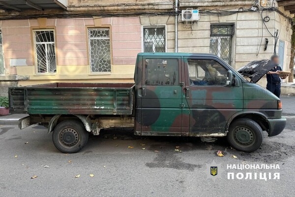 Поджигали военные автомобили и релейные шкафы: в Одессе объявили о подозрении трем мужчинам