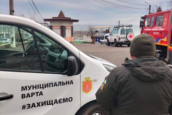 Получи ответ: на каких пляжах Одессы проходят крещенские купания