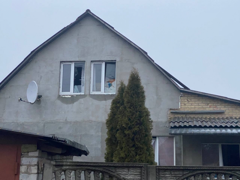 Зруйновано 12 будинків та магазин: мер Броварів показав наслідки нічного нальоту дронів на місто (фото)