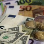 Курс валют в Украине 10 марта 2025: сколько стоит доллар и евро