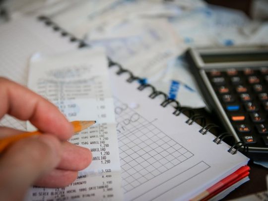 Українці почали отримувати листи з вимогою з'явитися до податкової: що відбувається